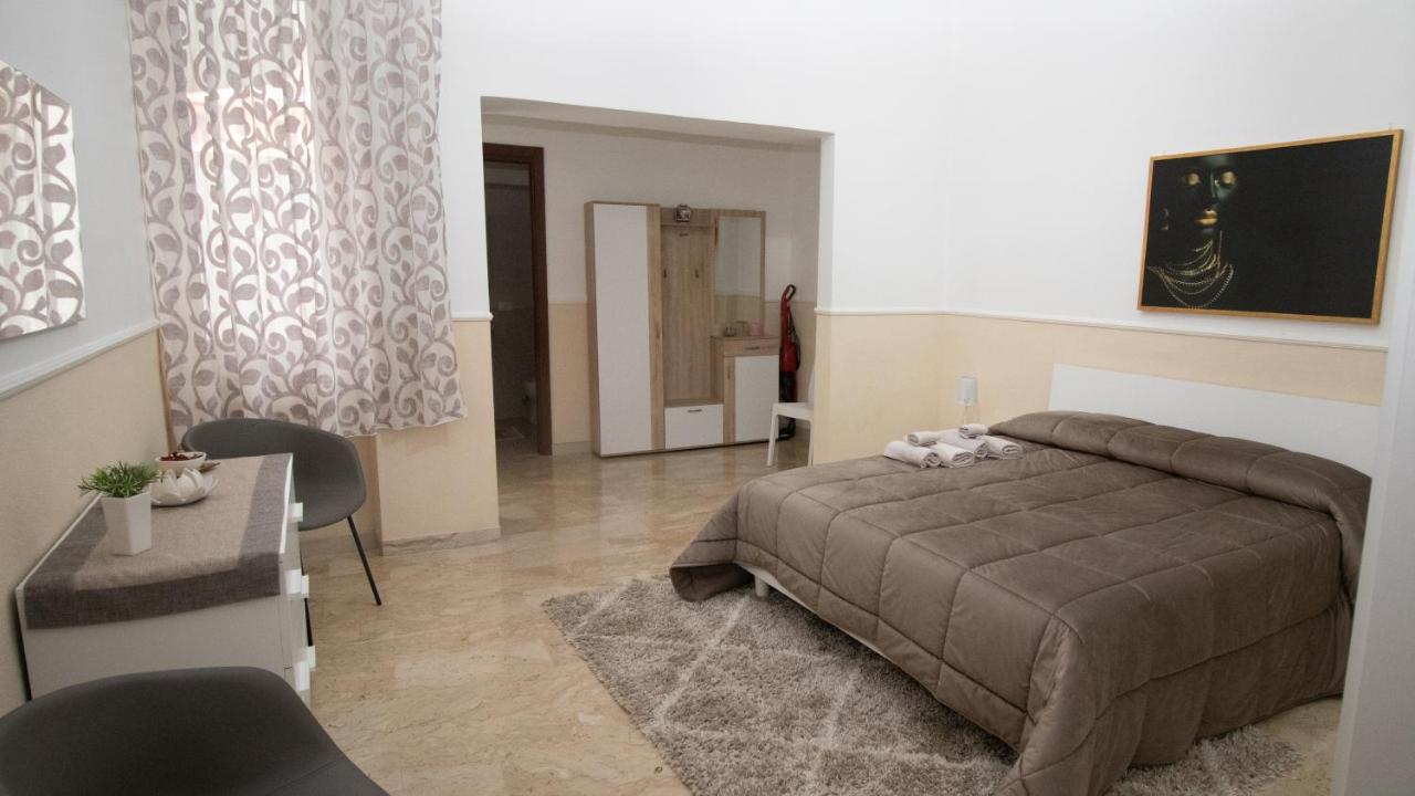 Dominique Comfort Apartment Reggio di Calabria Buitenkant foto
